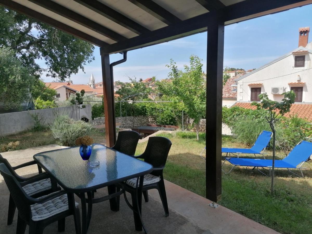Apartments Mali Losinj Luaran gambar