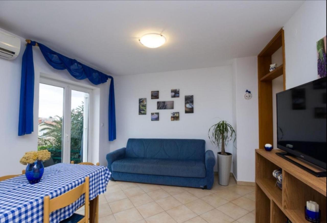 Apartments Mali Losinj Luaran gambar