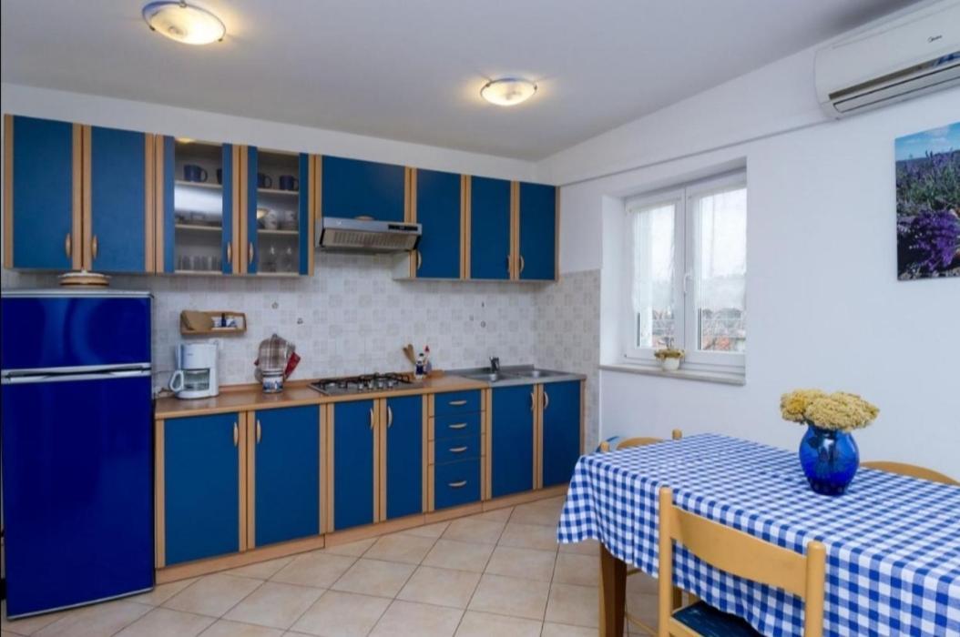 Apartments Mali Losinj Luaran gambar